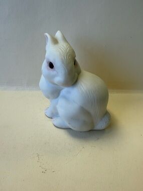 Vintage 1985 Cybis Porcelain Bisque White Rabbit Bunny “Snowflake”.